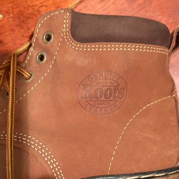 Roots Tuff Tan Ankle Boots - Picture 3 of 5